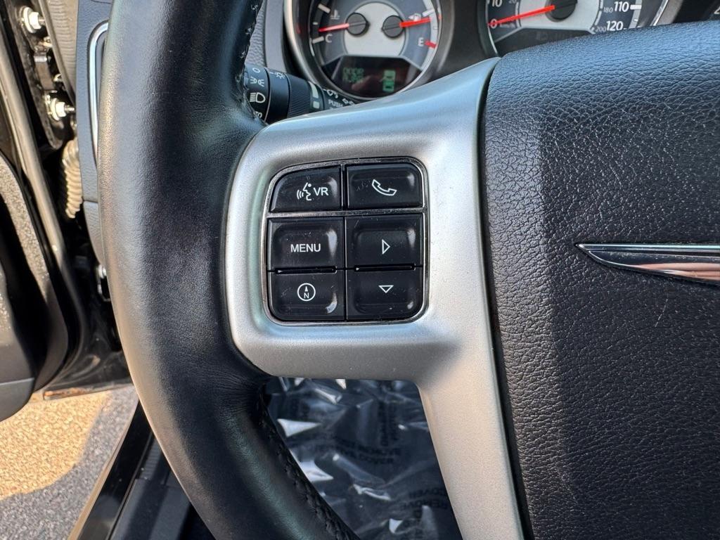 Chrysler 200 4dr Sdn Limited 2013