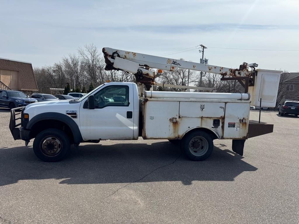 Ford Super Duty F-450 DRW 2WD Reg Cab 141" WB 60" CA XLT 2009