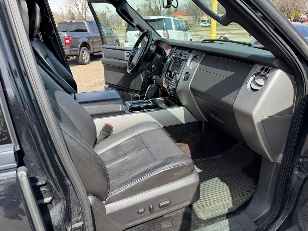 Ford Expedition 4WD 4dr Limited 2013