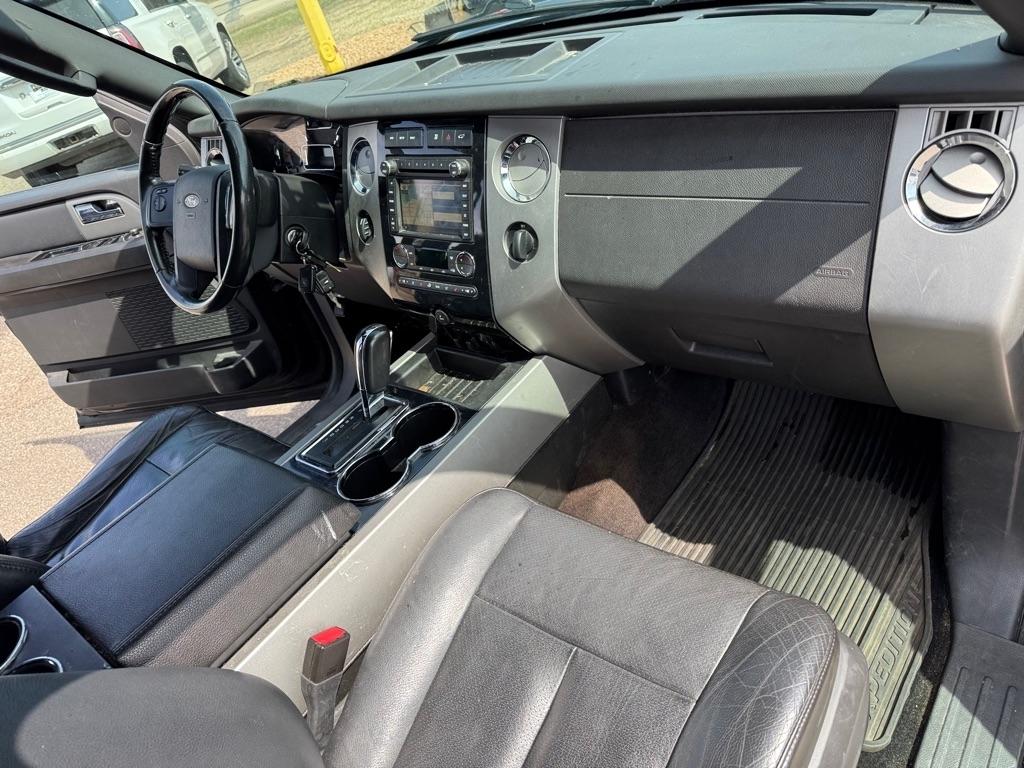 Ford Expedition 4WD 4dr Limited 2013