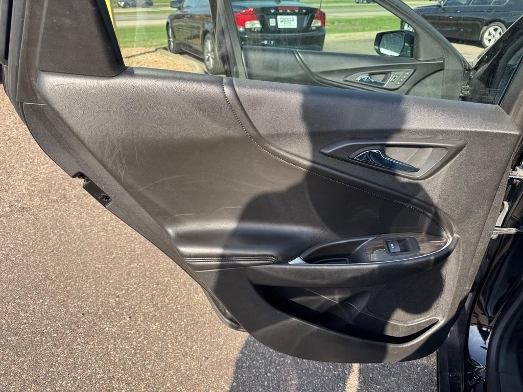 Chevrolet Malibu 4dr Sdn Premier w/2LZ 2016