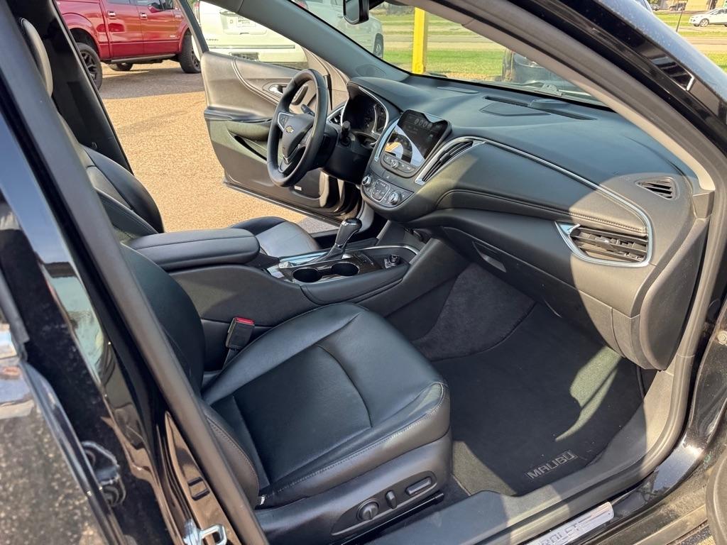 Chevrolet Malibu 4dr Sdn Premier w/2LZ 2016