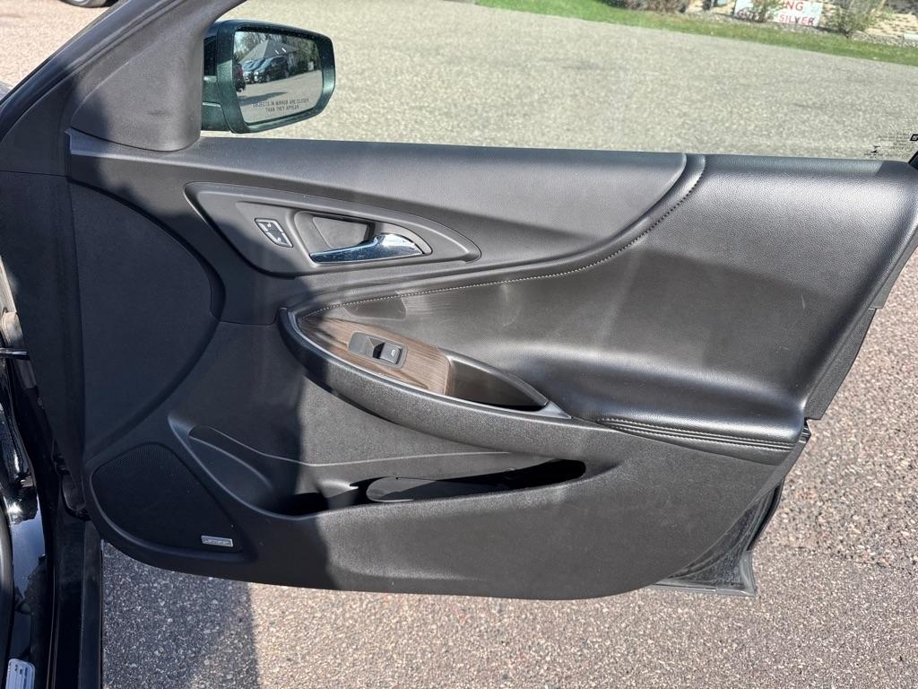 Chevrolet Malibu 4dr Sdn Premier w/2LZ 2016