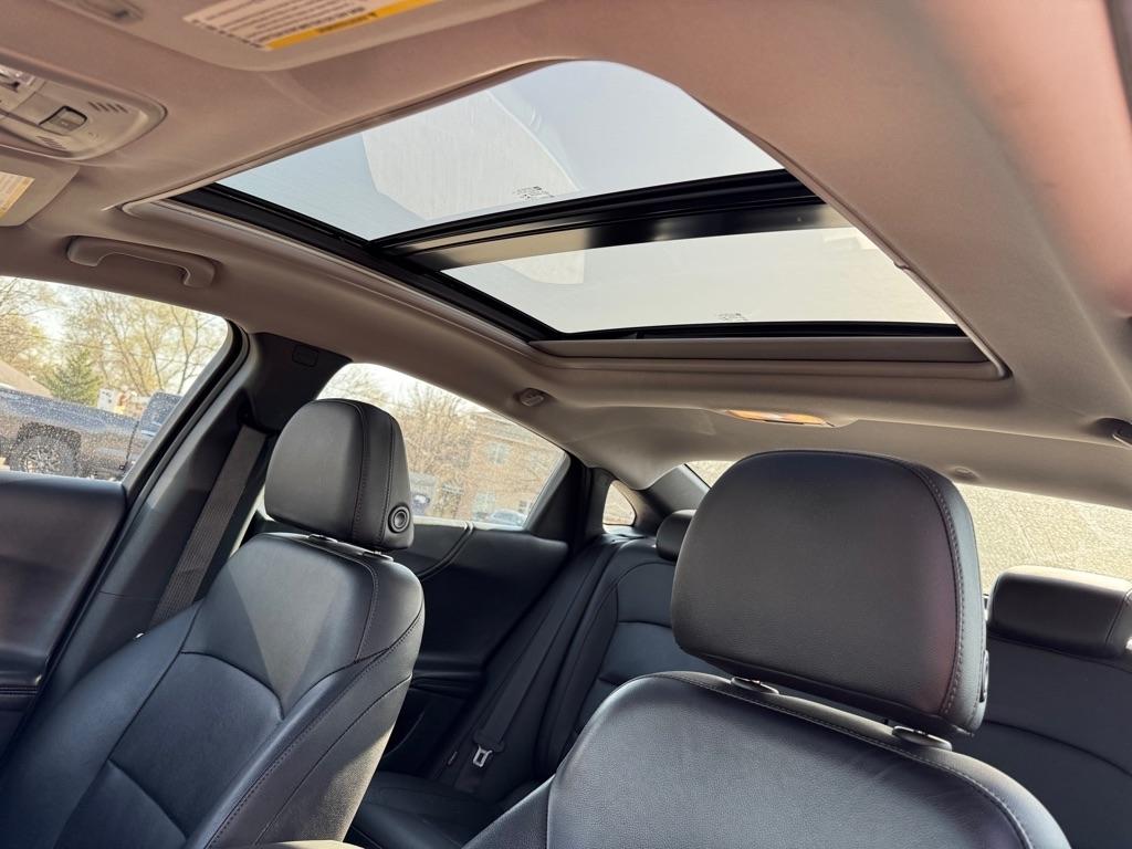 Chevrolet Malibu 4dr Sdn Premier w/2LZ 2016