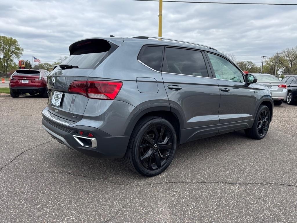 Volkswagen Taos SE FWD 2022