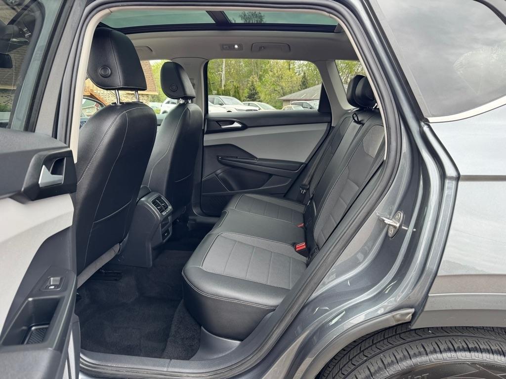 Volkswagen Taos SE FWD 2022