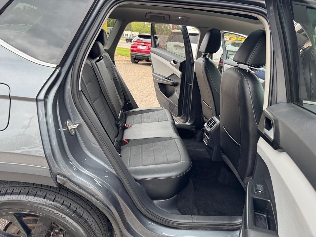 Volkswagen Taos SE FWD 2022