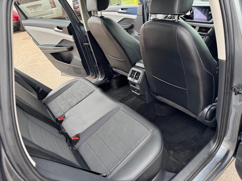 Volkswagen Taos SE FWD 2022