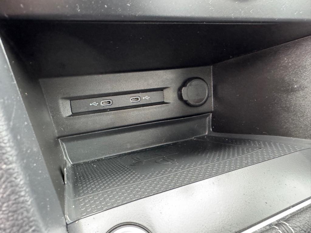 Volkswagen Taos SE FWD 2022