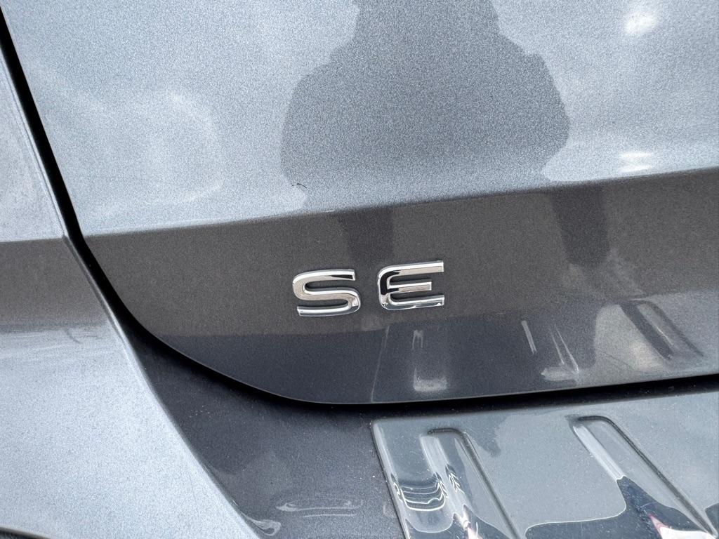 Volkswagen Taos SE FWD 2022