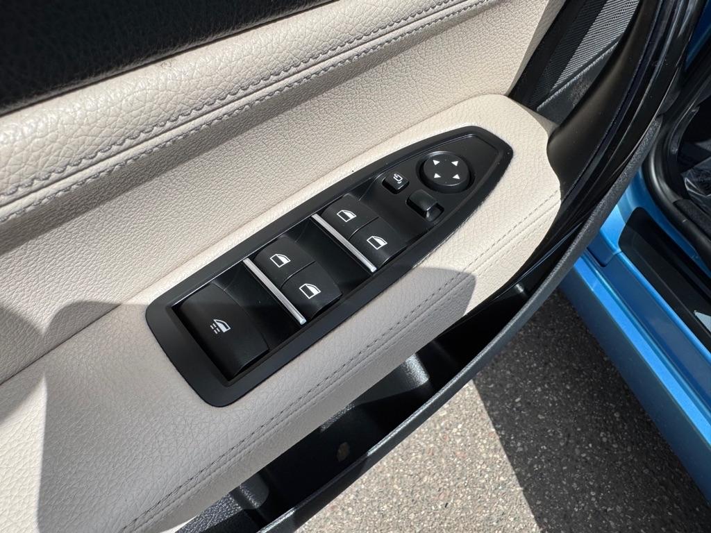 BMW 2 Series 230i xDrive Convertible 2019