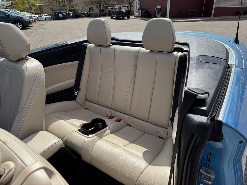 BMW 2 Series 230i xDrive Convertible 2019