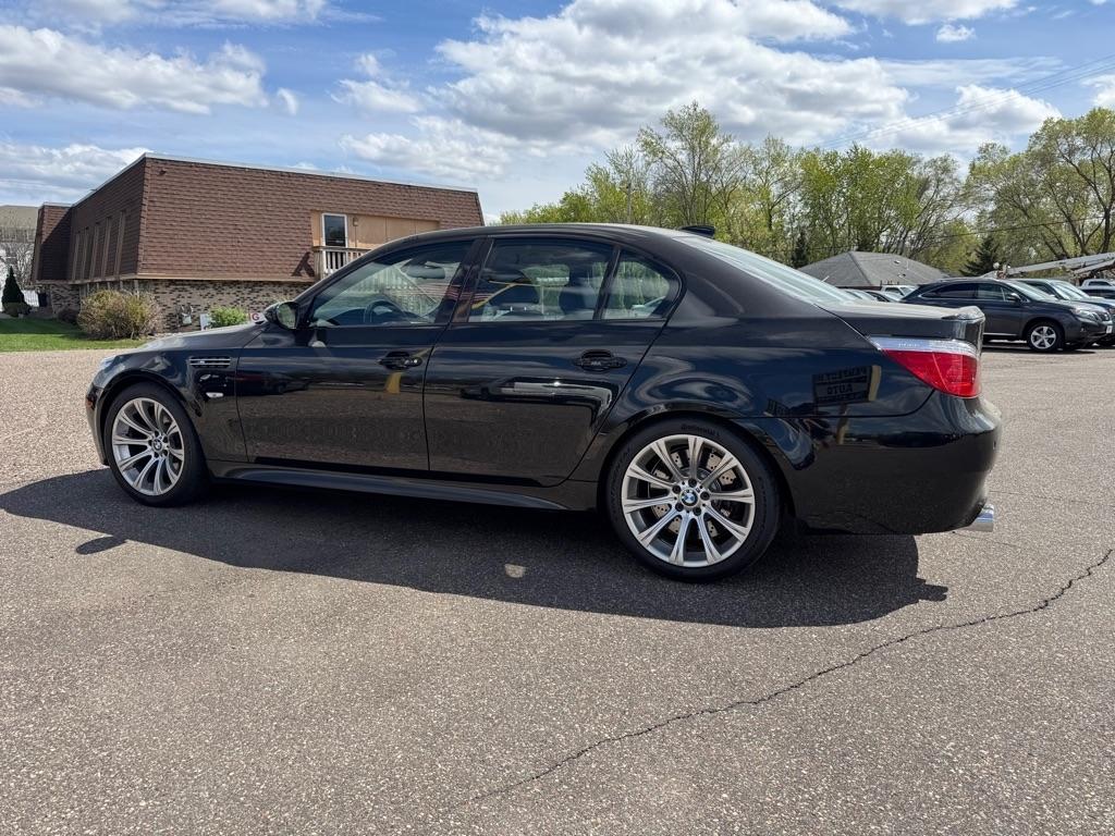 BMW 5 Series 4dr Sdn M5 RWD 2008