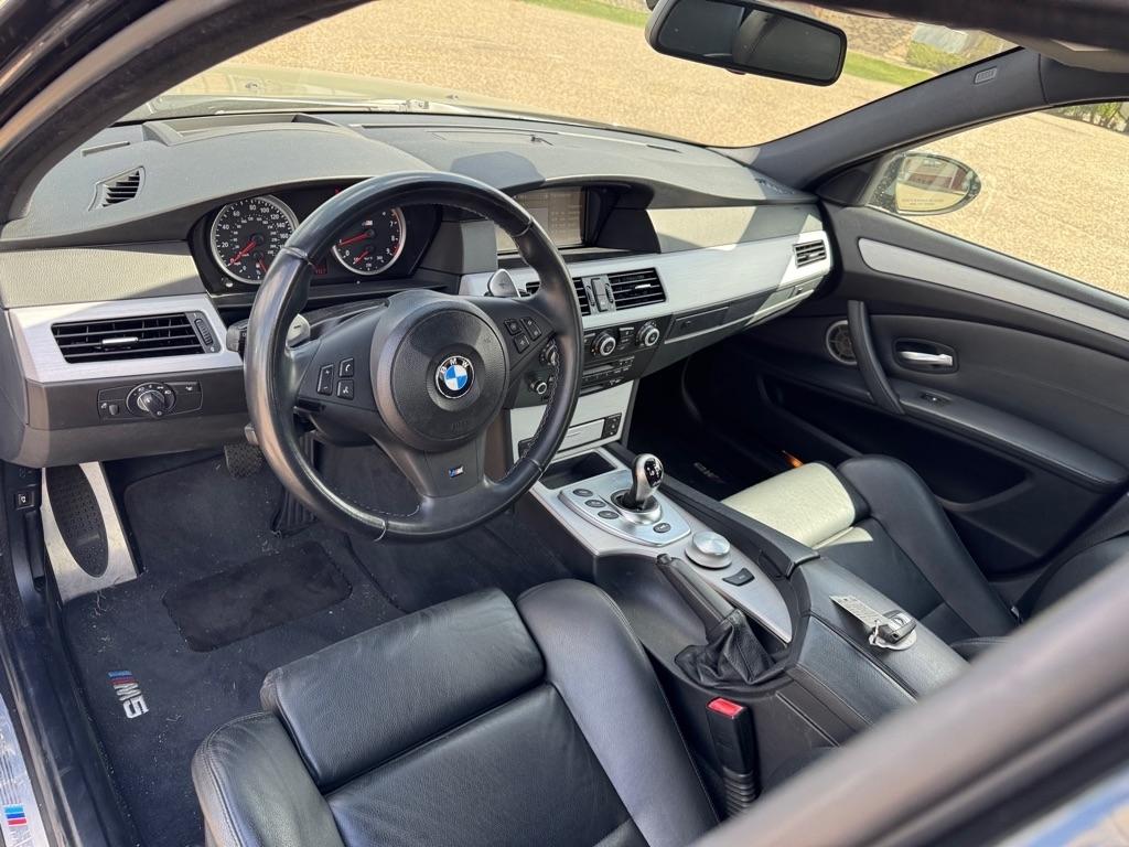 BMW 5 Series 4dr Sdn M5 RWD 2008