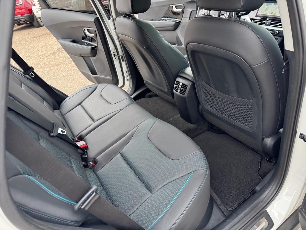 Kia Niro EV EX Premium FWD 2022