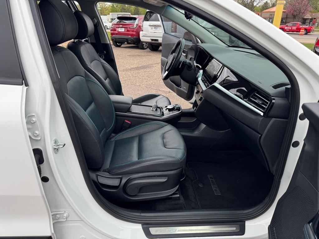 Kia Niro EV EX Premium FWD 2022