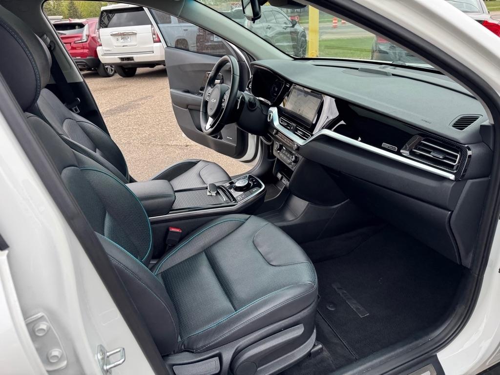 Kia Niro EV EX Premium FWD 2022