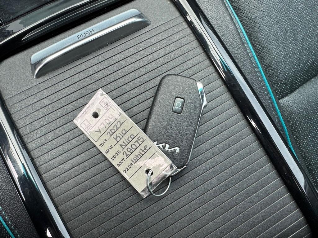 Kia Niro EV EX Premium FWD 2022