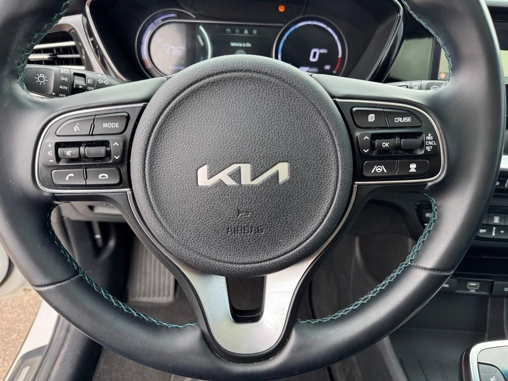 Kia Niro EV EX Premium FWD 2022
