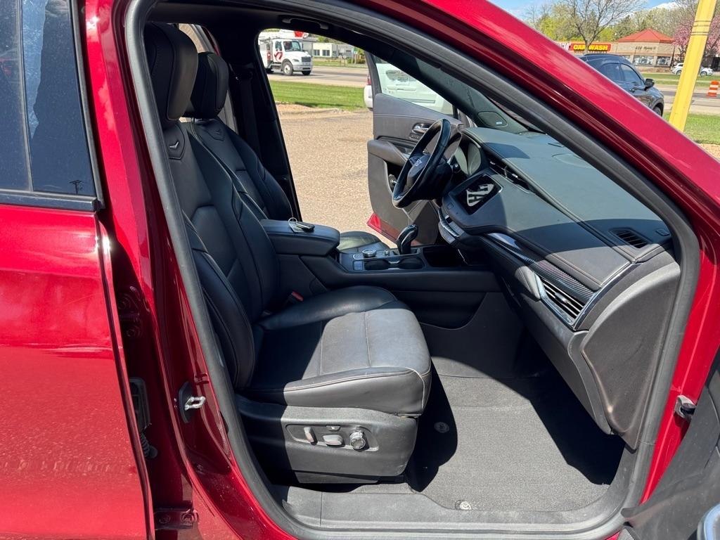 Cadillac XT4 AWD 4dr Sport 2019