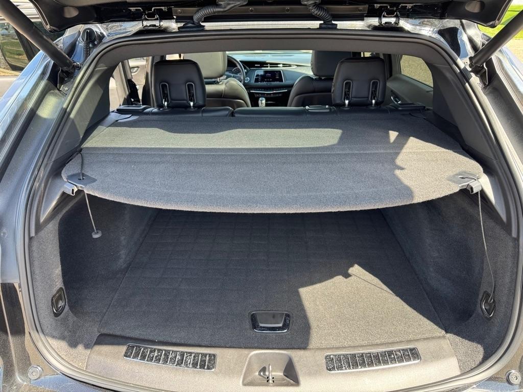 Cadillac XT4 AWD 4dr Sport 2019