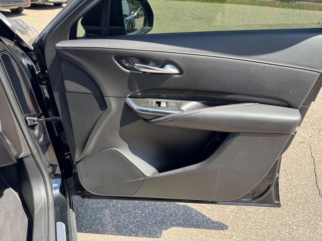 Cadillac XT4 AWD 4dr Sport 2019