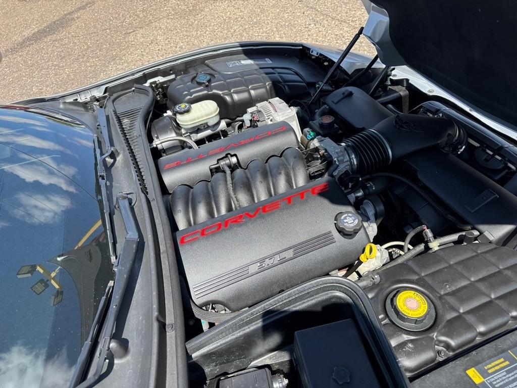 Chevrolet Corvette 2dr Cpe 2001