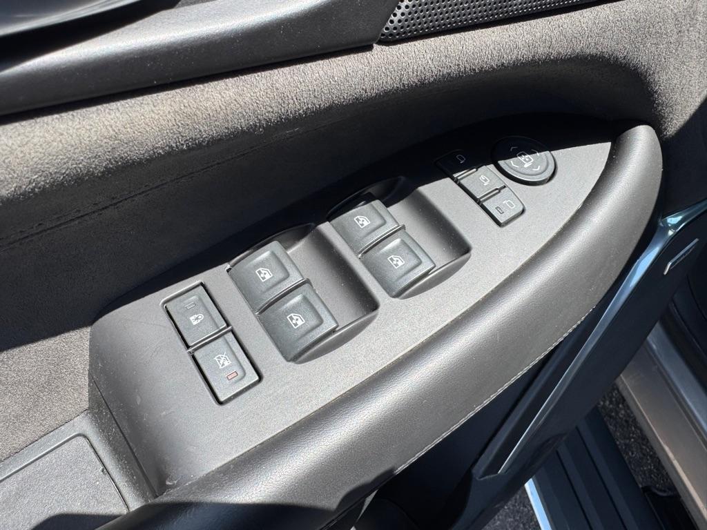 Cadillac Escalade ESV 4WD 4dr Platinum 2019