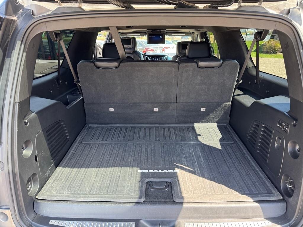 Cadillac Escalade ESV 4WD 4dr Platinum 2019