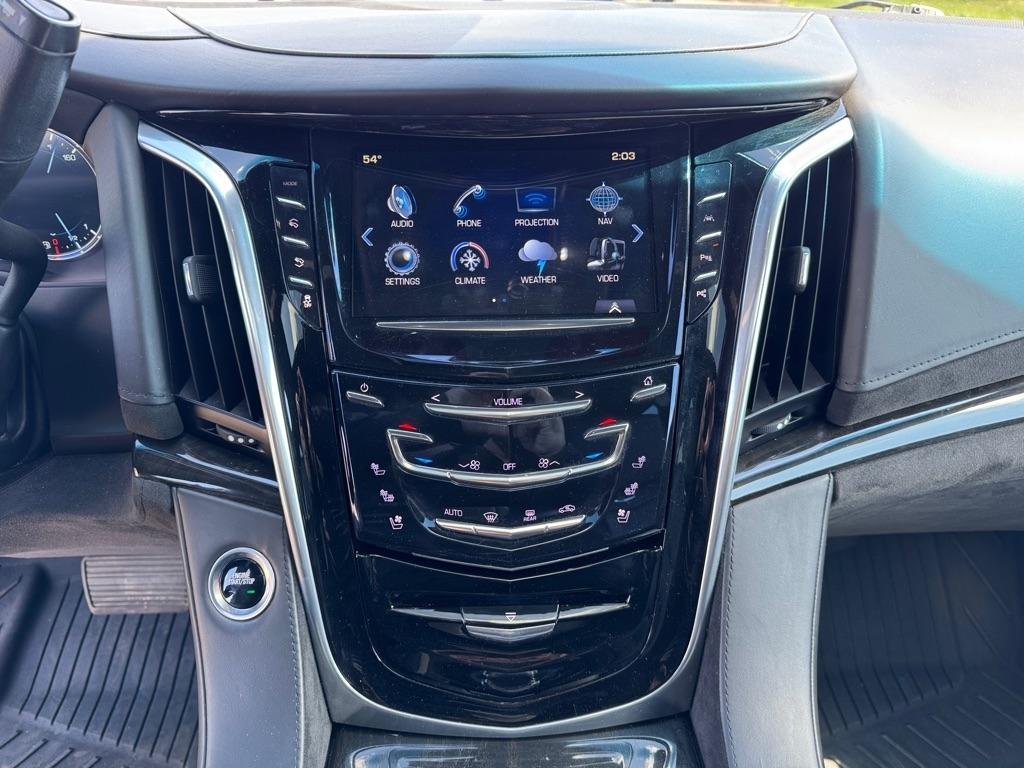 Cadillac Escalade ESV 4WD 4dr Platinum 2019