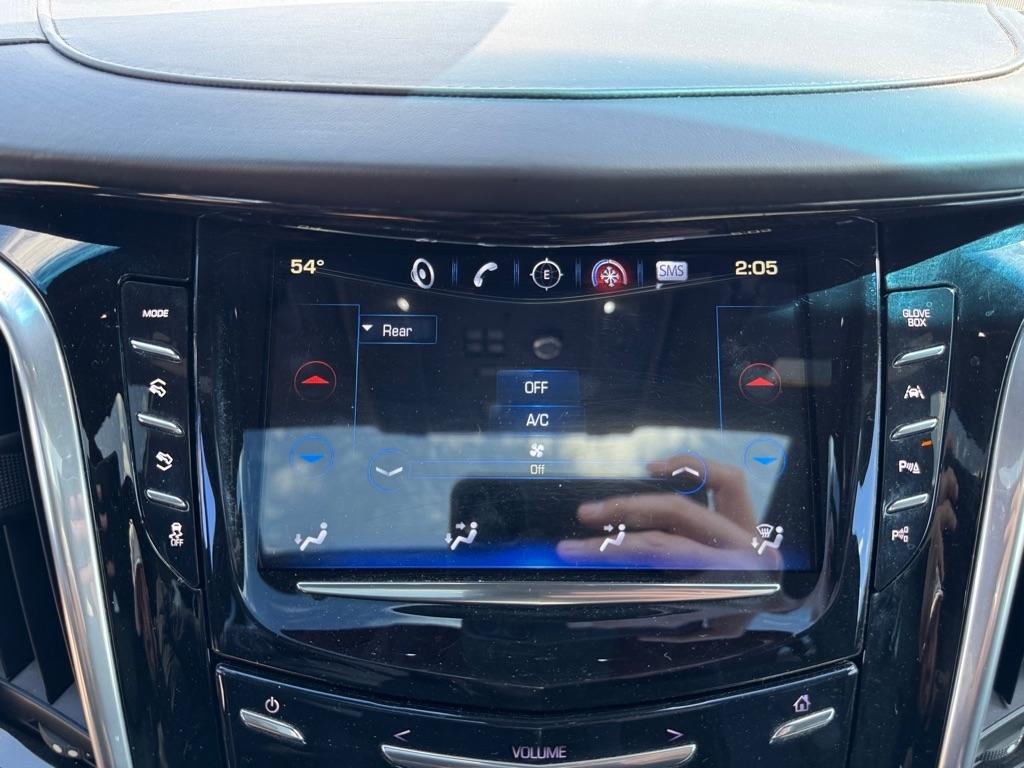 Cadillac Escalade ESV 4WD 4dr Platinum 2019