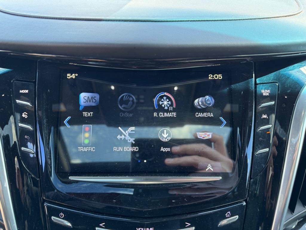Cadillac Escalade ESV 4WD 4dr Platinum 2019