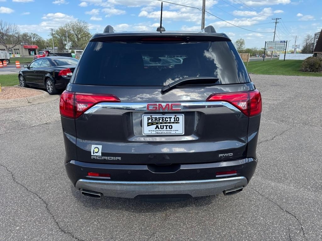 GMC Acadia AWD 4dr Denali 2017