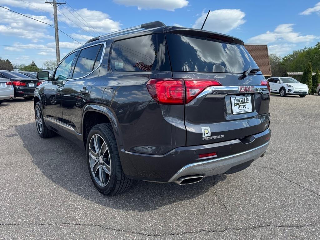 GMC Acadia AWD 4dr Denali 2017