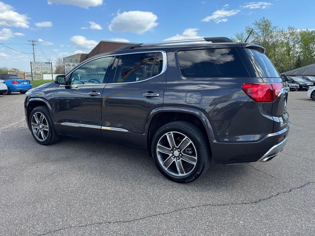 GMC Acadia AWD 4dr Denali 2017