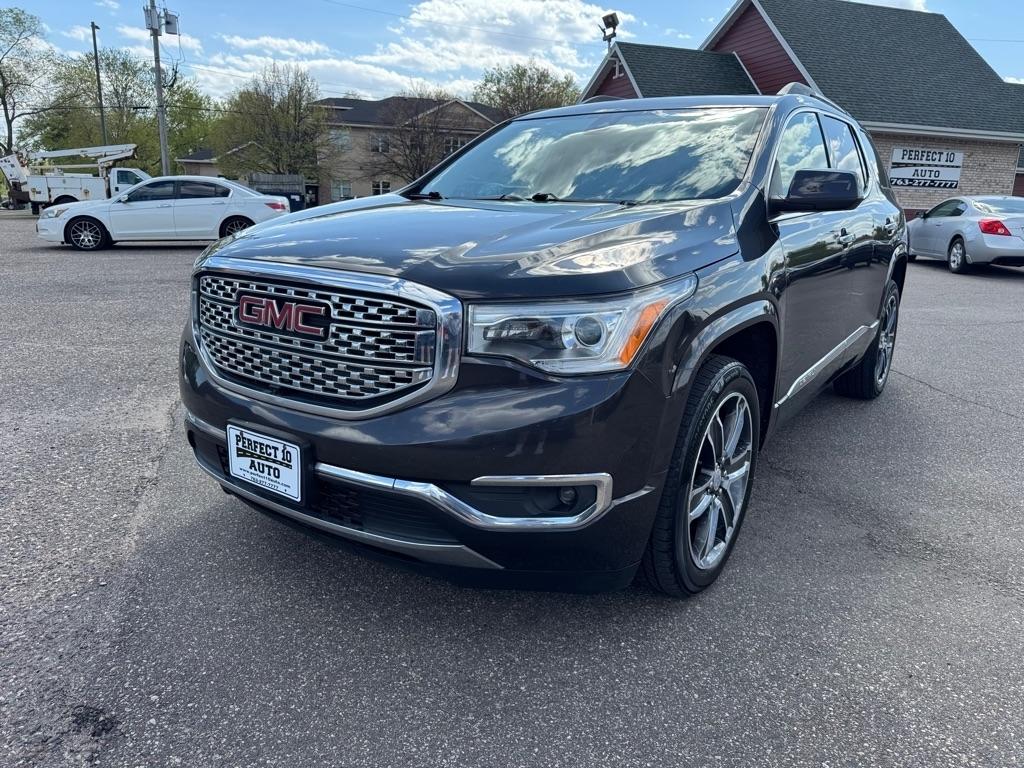 GMC Acadia AWD 4dr Denali 2017