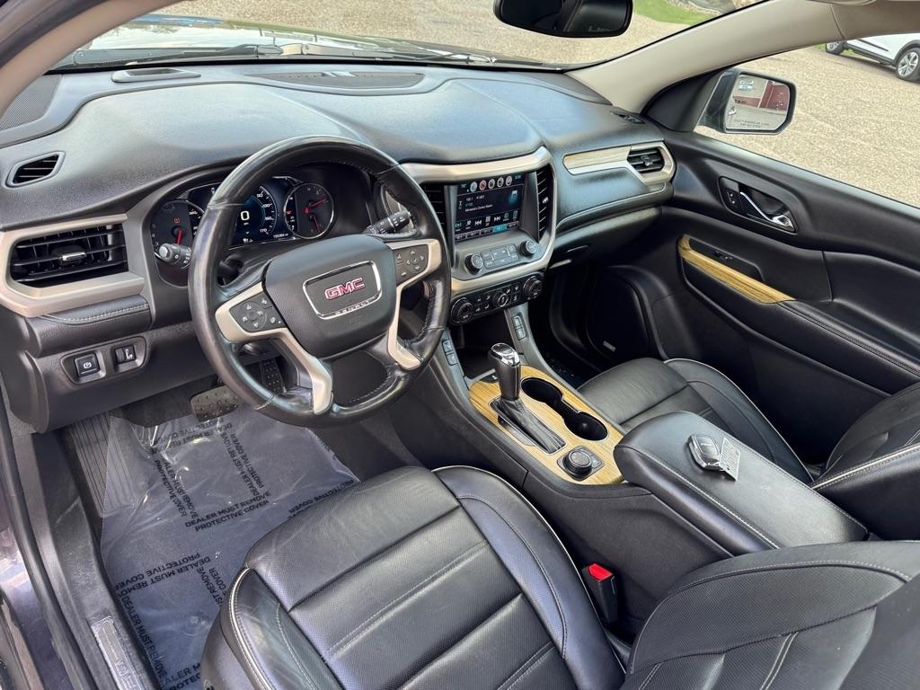 GMC Acadia AWD 4dr Denali 2017