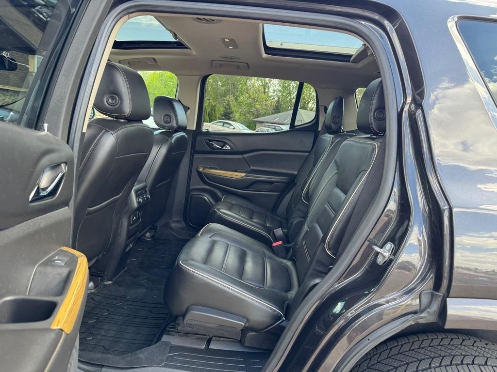 GMC Acadia AWD 4dr Denali 2017