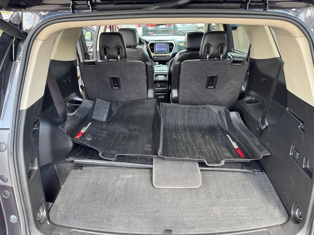 GMC Acadia AWD 4dr Denali 2017