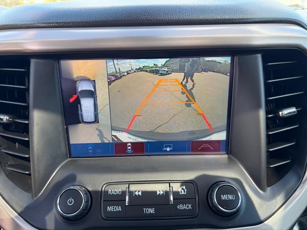 GMC Acadia AWD 4dr Denali 2017