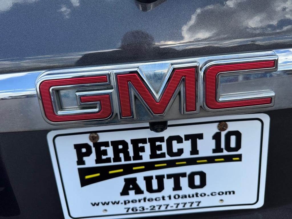 GMC Acadia AWD 4dr Denali 2017