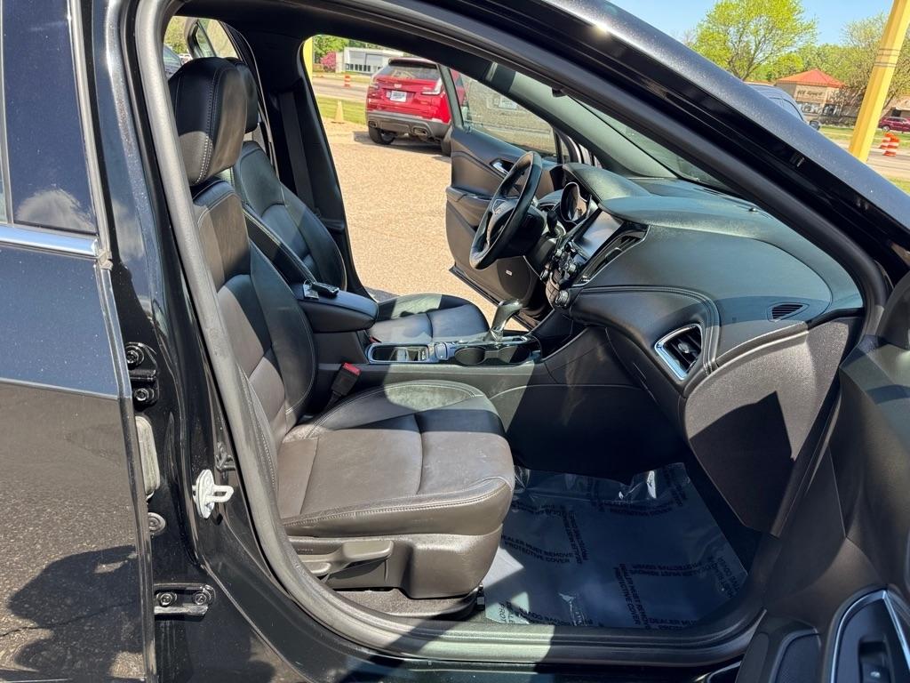 Chevrolet Cruze 4dr Sdn 1.4L Premier w/1SF 2017