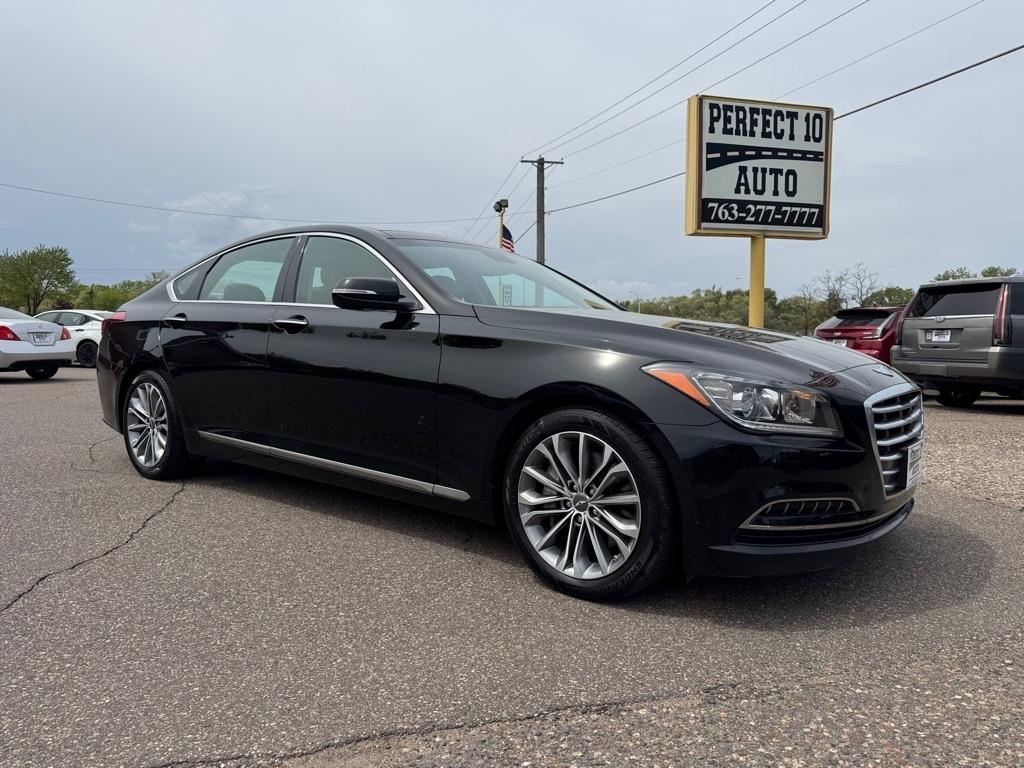 Hyundai Genesis 4dr Sdn V6 3.8L AWD 2015