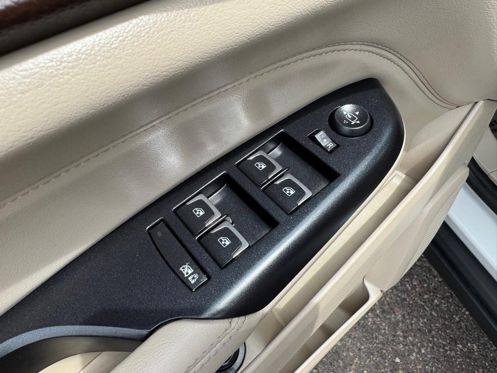 Cadillac SRX AWD 4dr Luxury Collection 2015