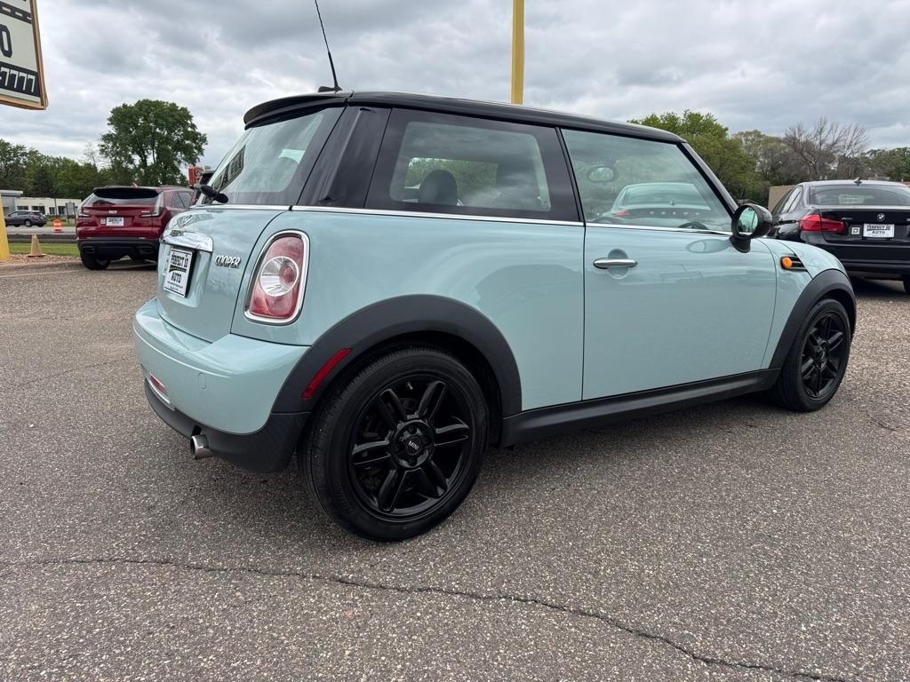 MINI Cooper Hardtop 2dr Cpe 2012