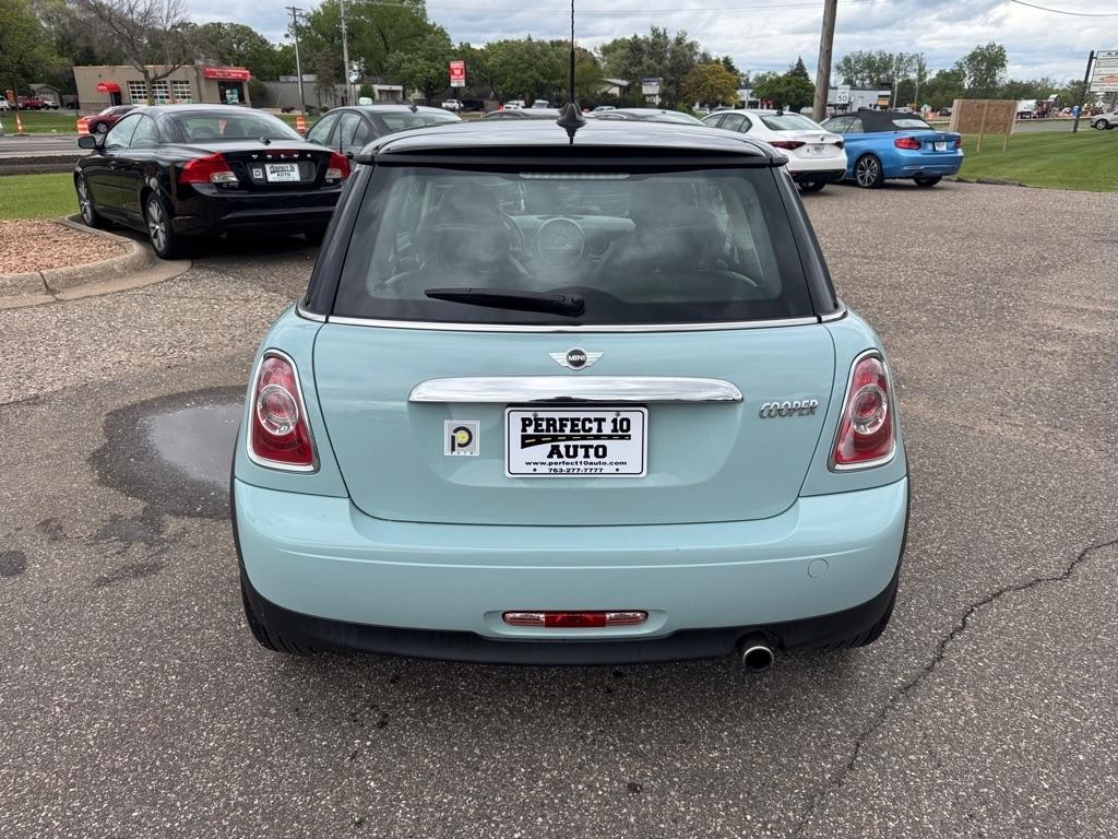 MINI Cooper Hardtop 2dr Cpe 2012