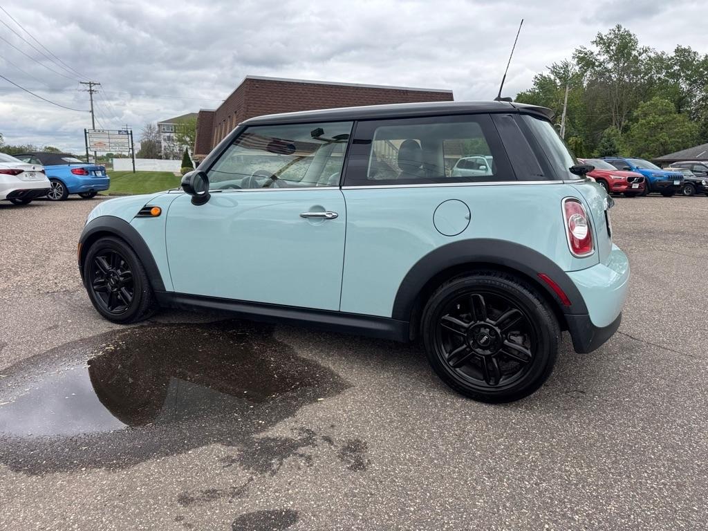 MINI Cooper Hardtop 2dr Cpe 2012