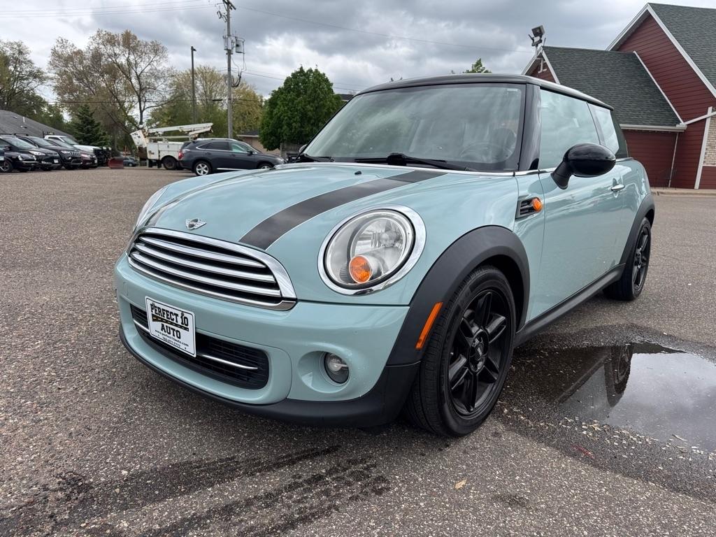 MINI Cooper Hardtop 2dr Cpe 2012