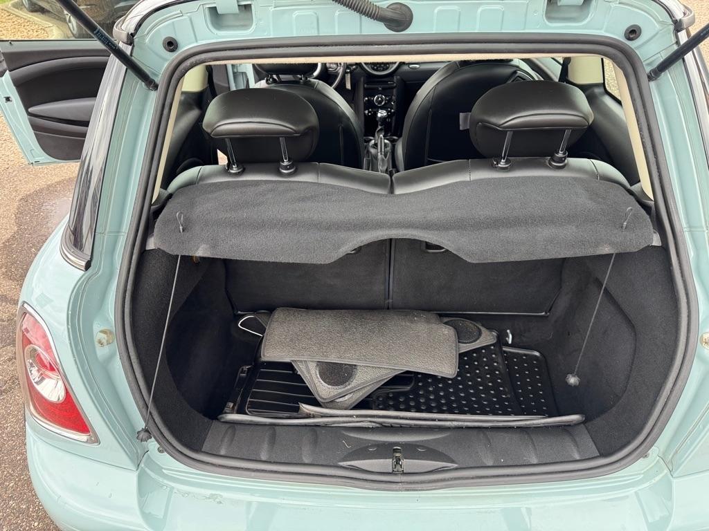 MINI Cooper Hardtop 2dr Cpe 2012
