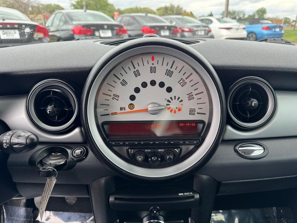 MINI Cooper Hardtop 2dr Cpe 2012
